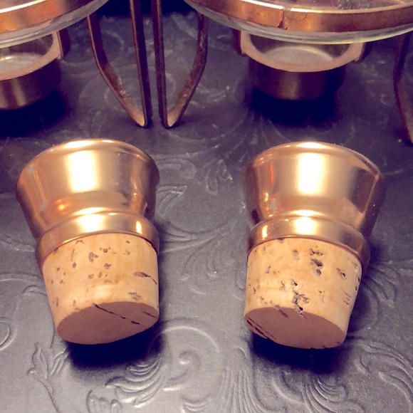 Inland's Carafette and Warmer Set with original box, Candles not included. - Picture 3 of 16